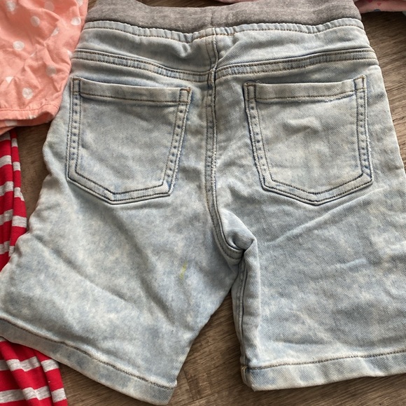 Girls 4T Bottoms bundle 3 pants 3 shorts - Picture 5 of 11